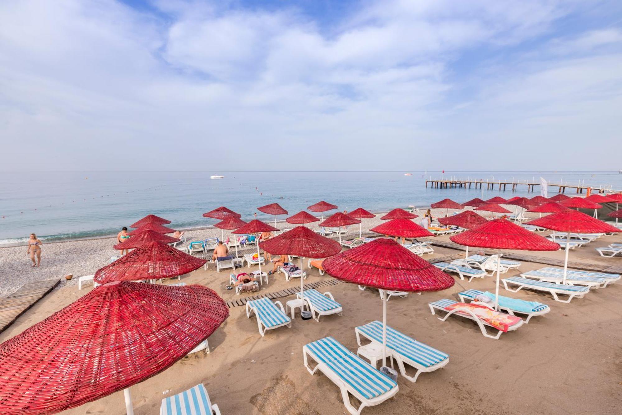 Holiday Garden Resort Okurcalar Exterior foto