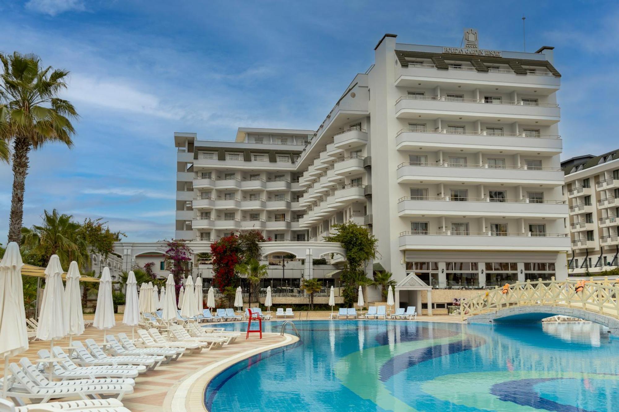 Holiday Garden Resort Okurcalar Exterior foto