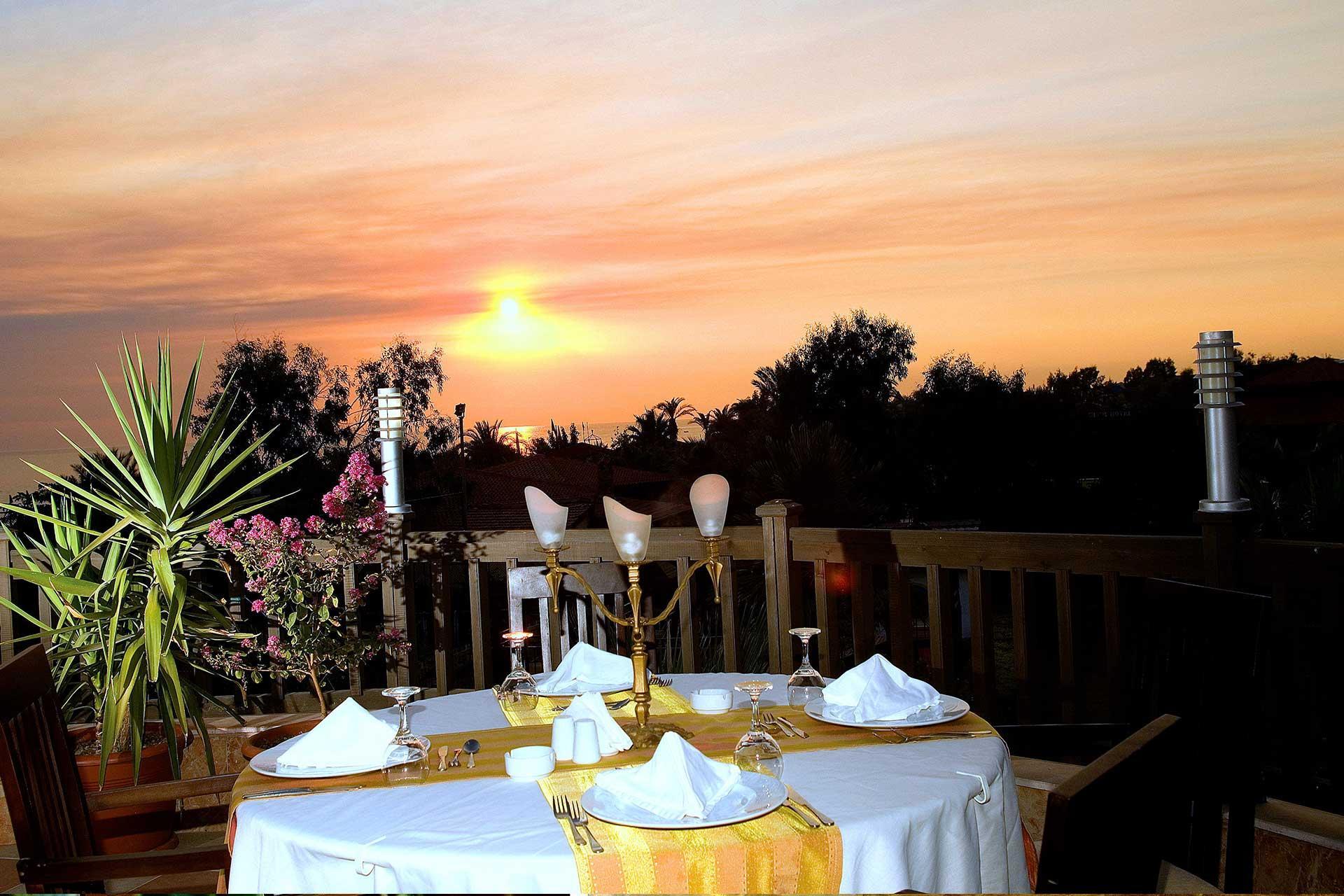 Holiday Garden Resort Okurcalar Exterior foto